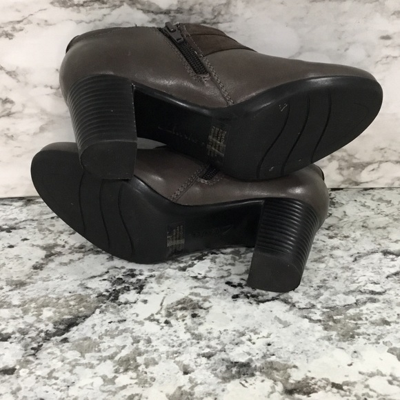 Clarks Women's Brown Leather Ankle Bootie - Picture 9 of 12